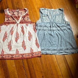 Lot of two Akemi + Kim x Anthropologie Split Neck Tank Tops- size Small